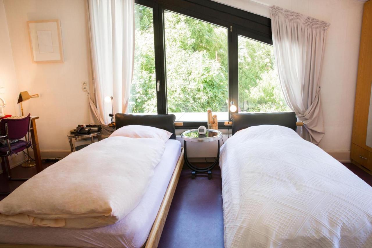Air Boardinghouse Tulip Stockum, Zu Fuss - 3 Minuten Zur Messe Düsseldorf Exteriör bild