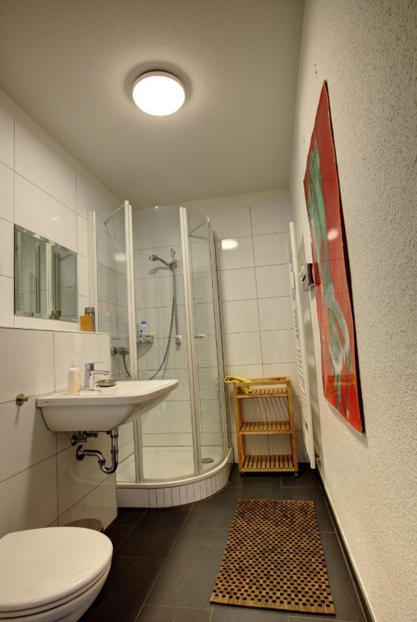 Air Boardinghouse Tulip Stockum, Zu Fuss - 3 Minuten Zur Messe Düsseldorf Exteriör bild