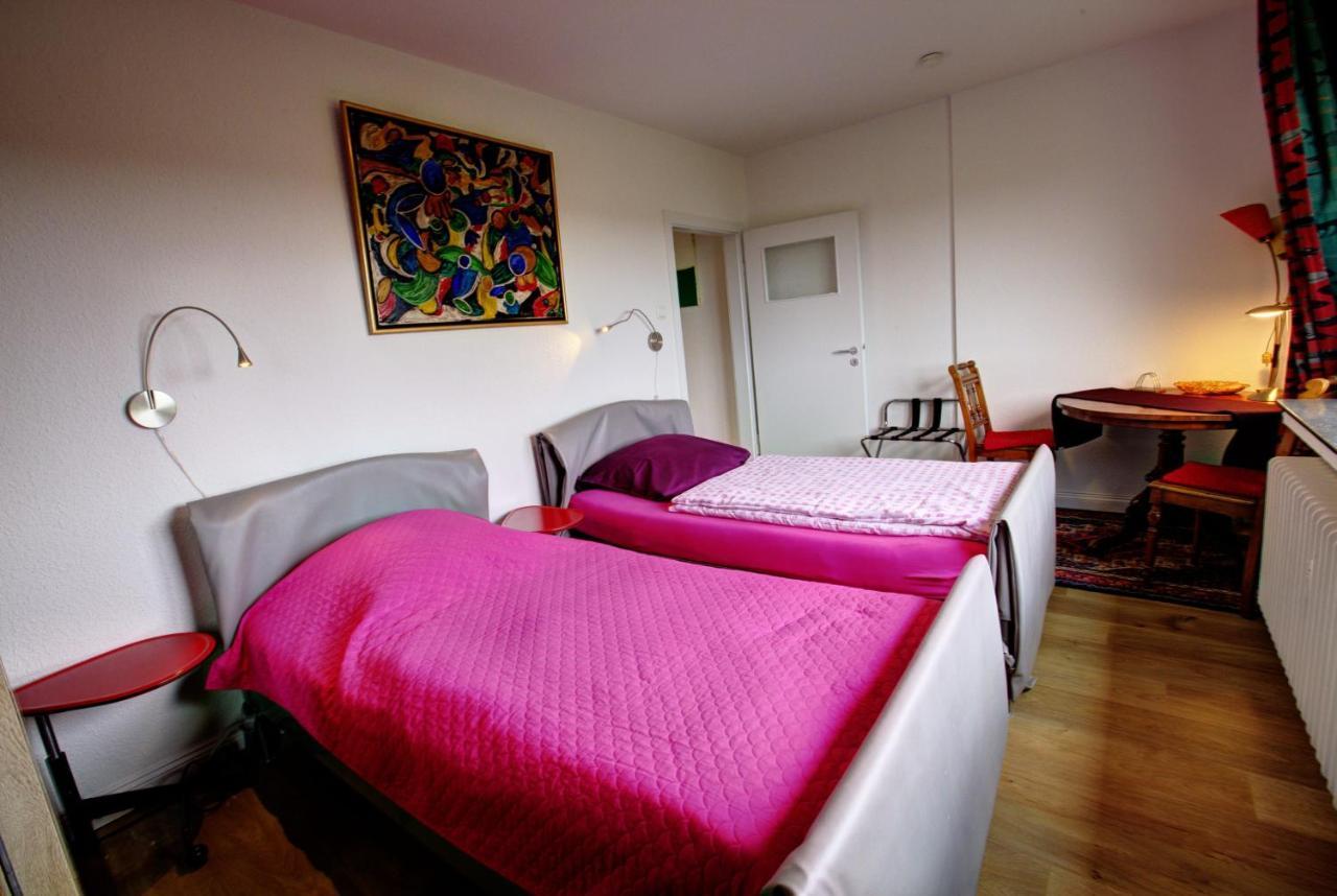 Air Boardinghouse Tulip Stockum, Zu Fuss - 3 Minuten Zur Messe Düsseldorf Exteriör bild